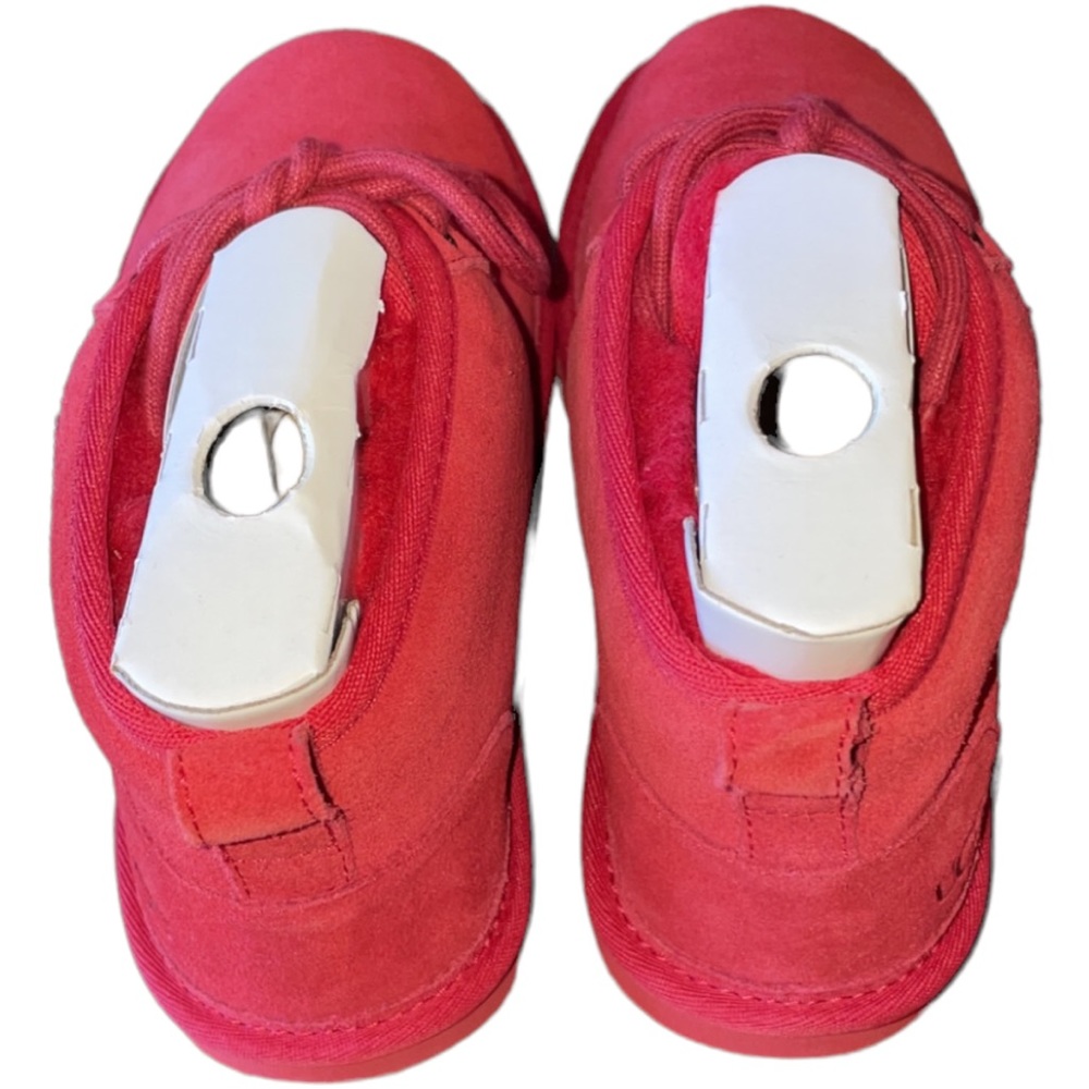 Red Women’s Neumel Uggs Size 8 - Picture 3 of 6